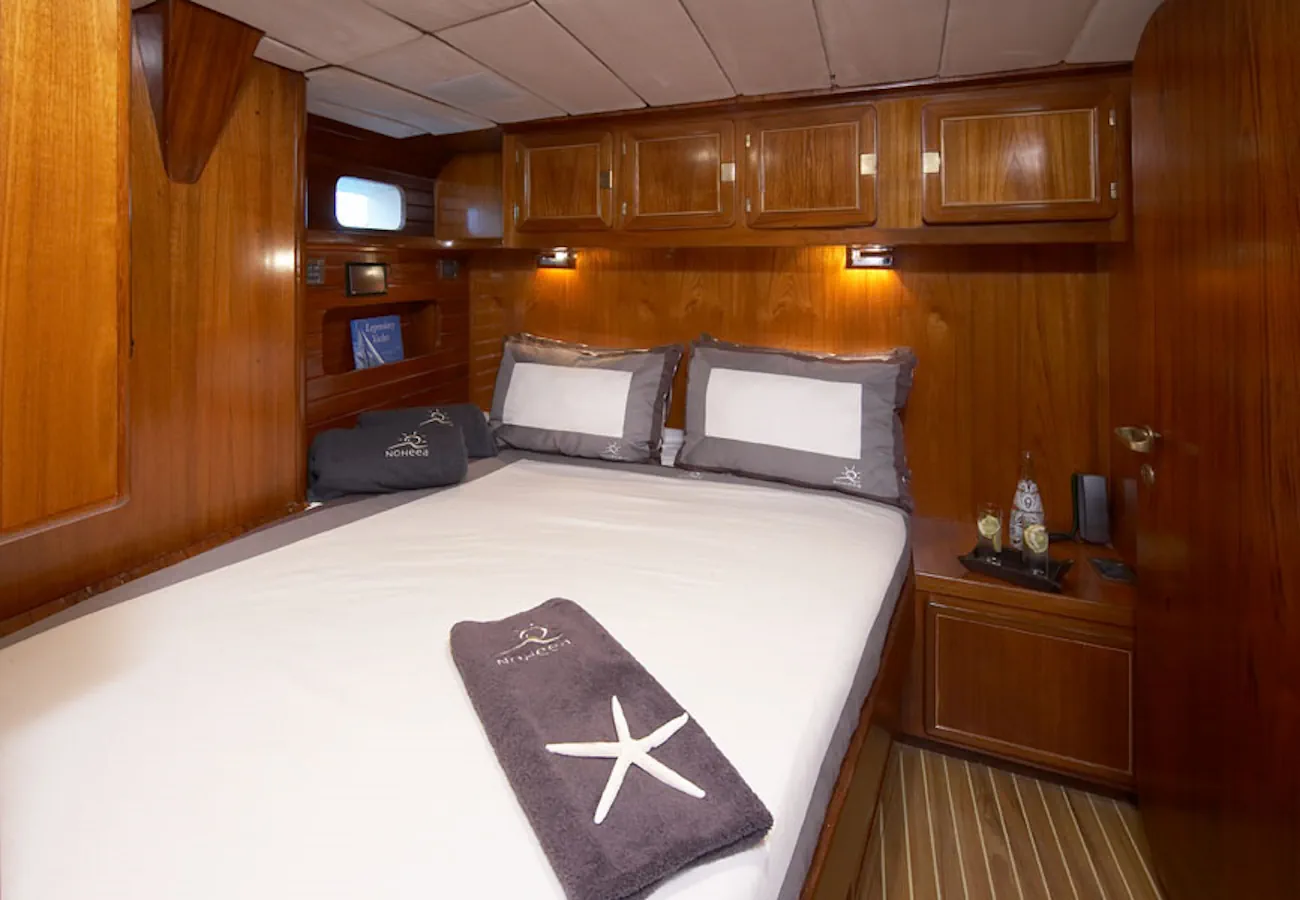 Vip Double Cabin